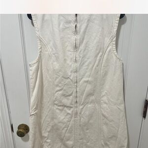 Abercrombie & Fitch Cream Sleeveless Sheath Dress